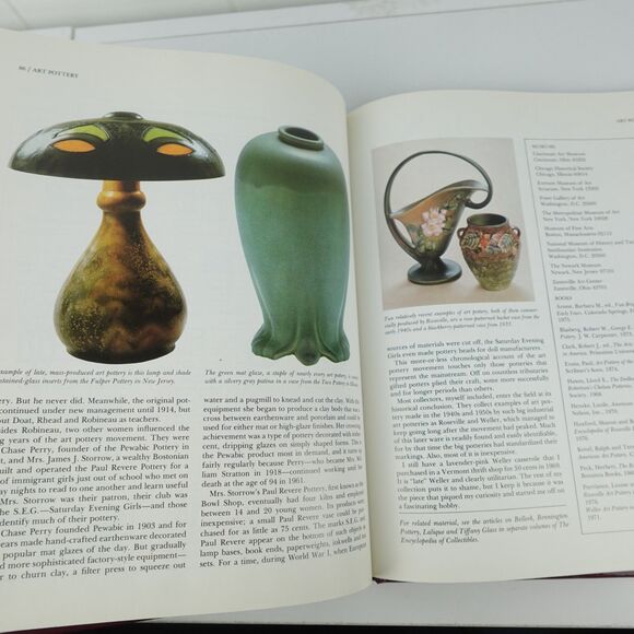 The Encyclopedia of Collectibles Arrowheads Art Glass Pottery + More Hardcover - Picture 11 of 16